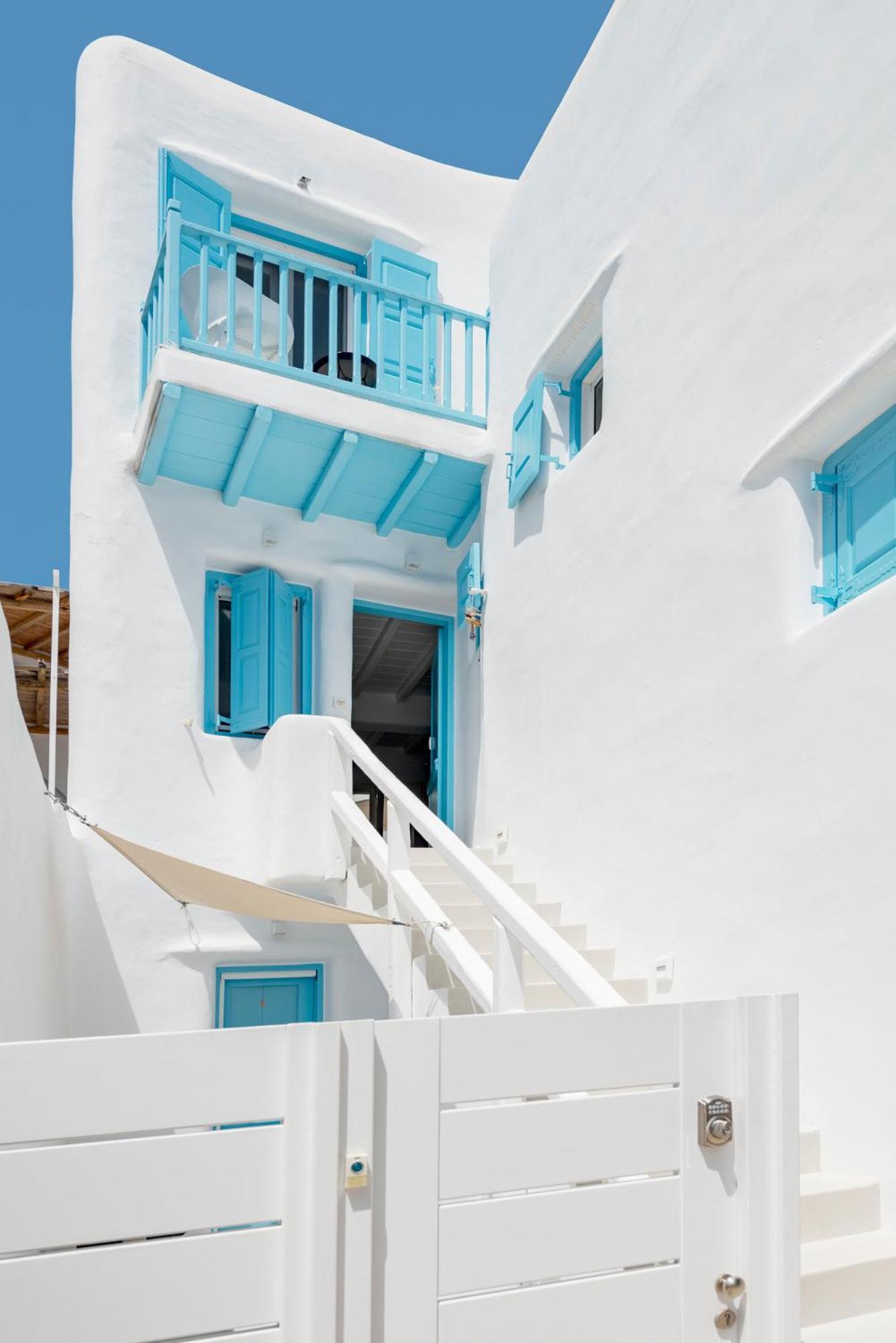 Mykonian Mews Luxury Suites Psarou  Exterior photo